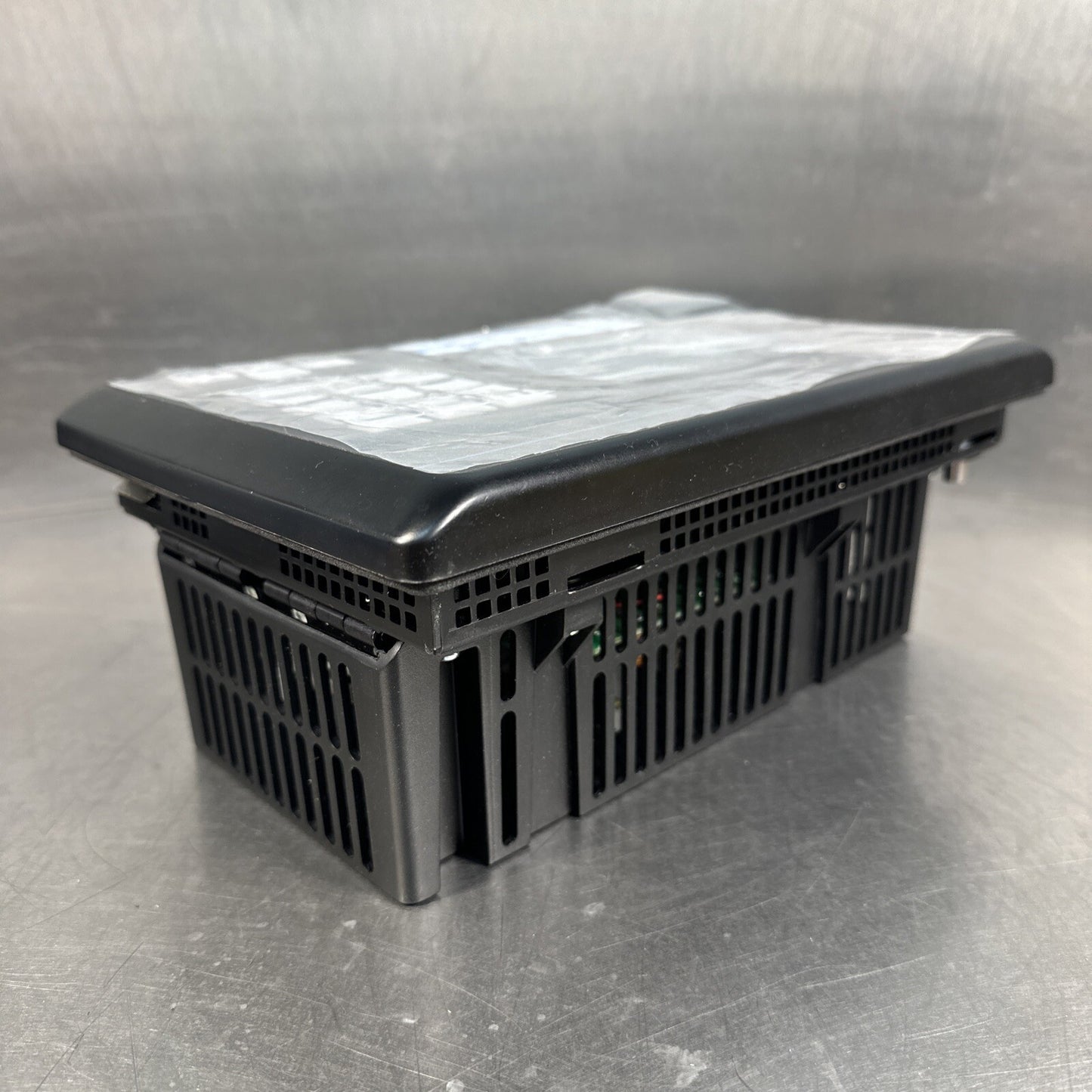 Allen-Bradley 2711-B6C2 ser-B rev-G * Refurbished* ￼(BIN-1.2.5)