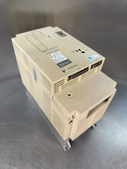 Yaskawa SERVOPACK SGDB-20ADG / SGDB20ADG 1.8KW 16.7A 2.41HP (4.6.2)