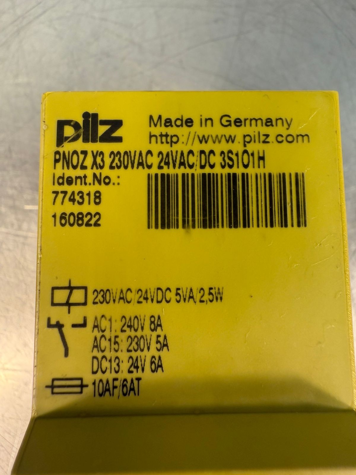 Pilz Pnoz X3 230VAC 24Vac/DC 3S1O1H  /  774318                  (3.5.2)