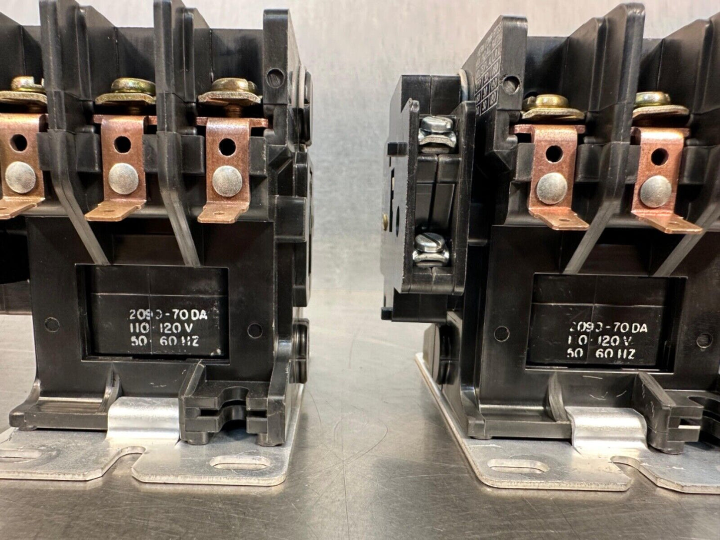 Gould 2200 EB330AA Contactor / 2090-70 DA 110/120V 50/60HZ (4D–34)