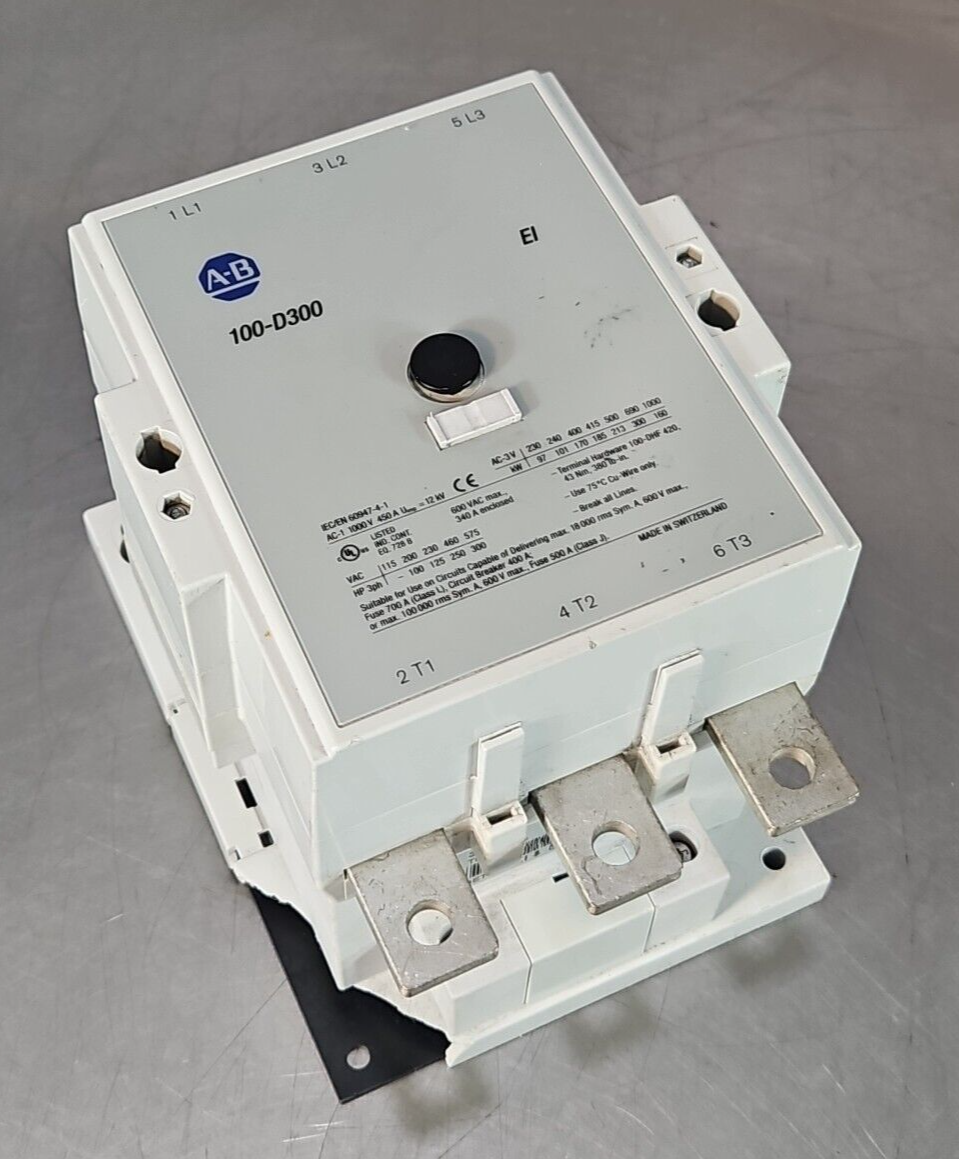 Allen Bradley 100-D300 Ser B Contactor                                  (BIN641)