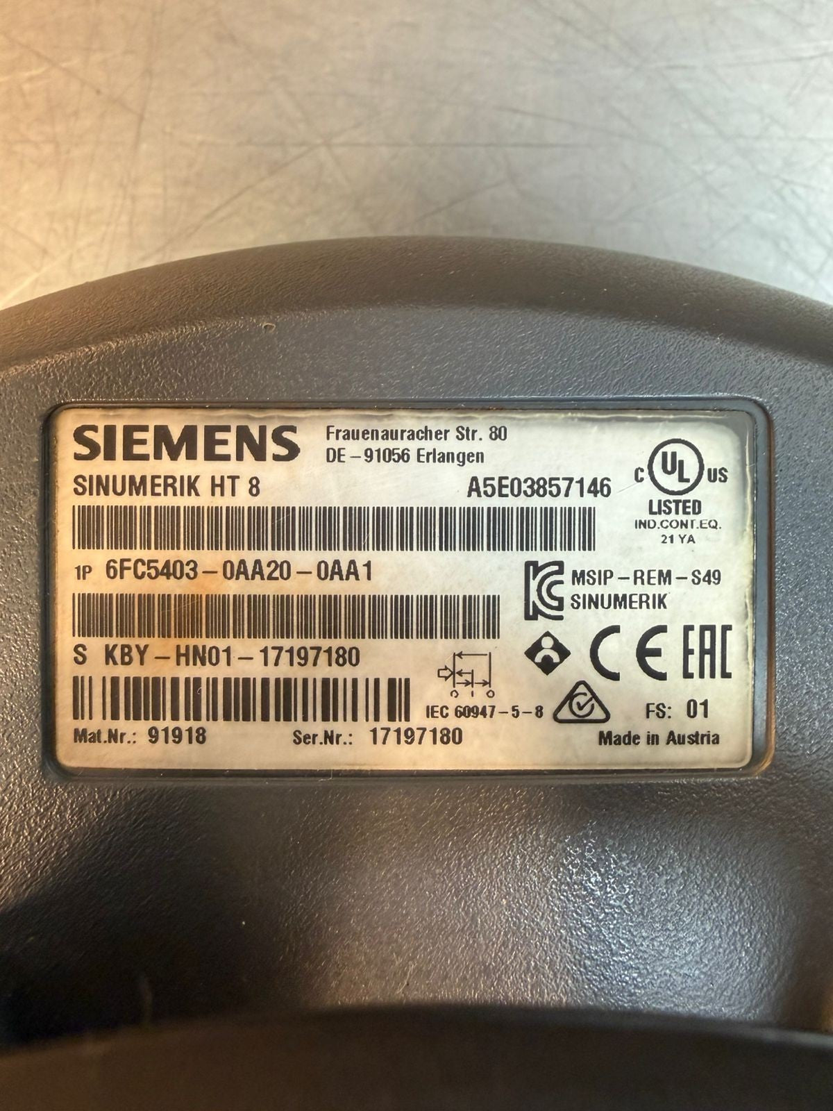 Siemens 6FC5403-0AA20-0AA1 Sinumerik Ht 8 Operator Interface       (7.6.3)