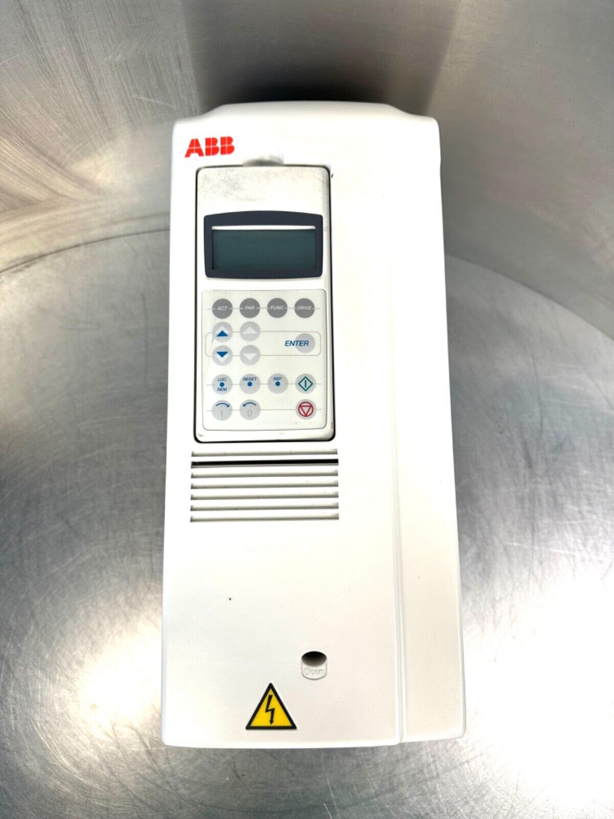 ABB ACS800-U1-0016-5+P901 / ACS800U100165P901 (1A-30)