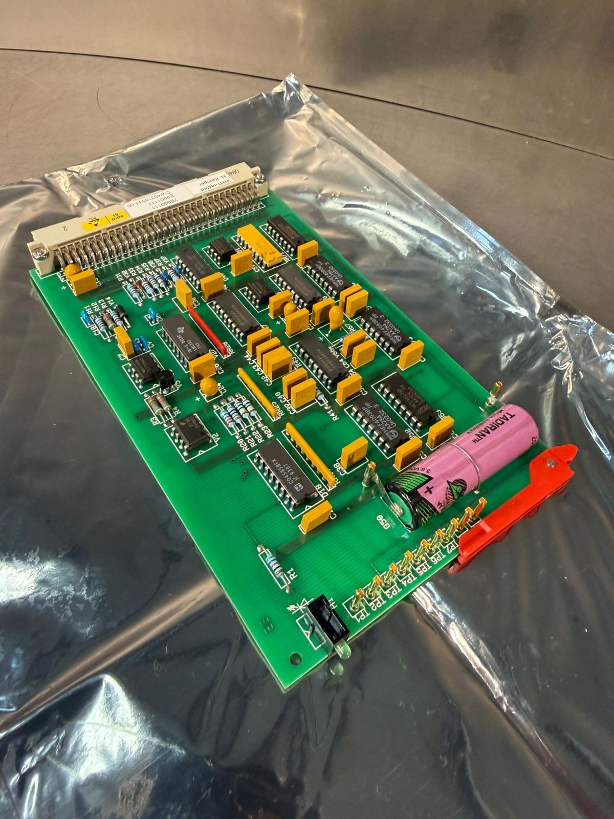 Board 70330238 / 7E990111 / CW45316534-05  E9901111                (1.5.5)