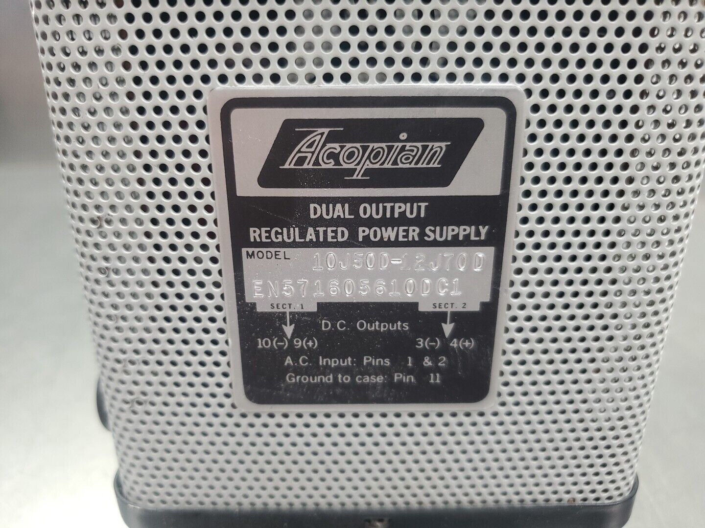 Acopian 10J50D-12J70D Dual Output Regulated Power Supply.                  4E-34