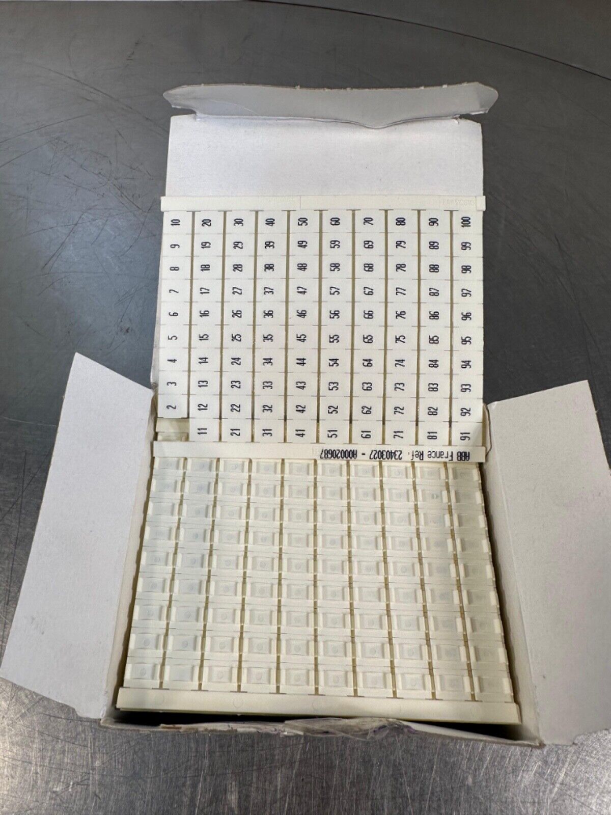 Abb Rc810 023403027 Marker Horizon 1-100 / 023403027 New On Box (4C-37)