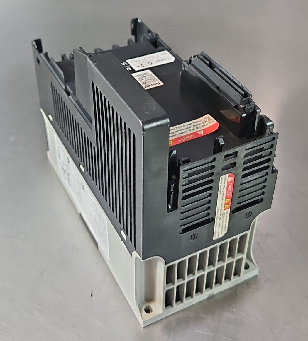 Allen Bradley 25B-D010N114 PowerFlex 525 480V 10A 5HP                   (BIN244)