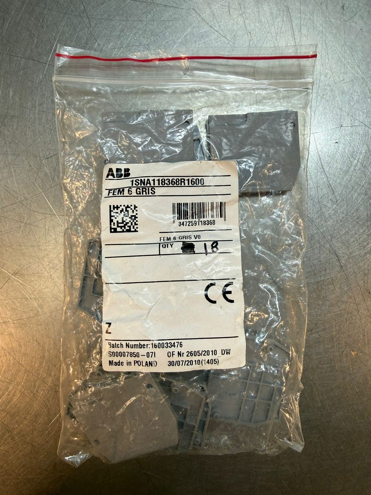 Abb 1SNA118368R1600 Fem 6 Gris V0 Pack of 18 und                   (7.3.2)
