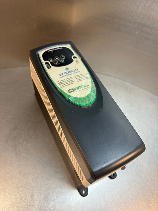 Emerson SKD3200400 4KW 137Y20                               (8.4.3)