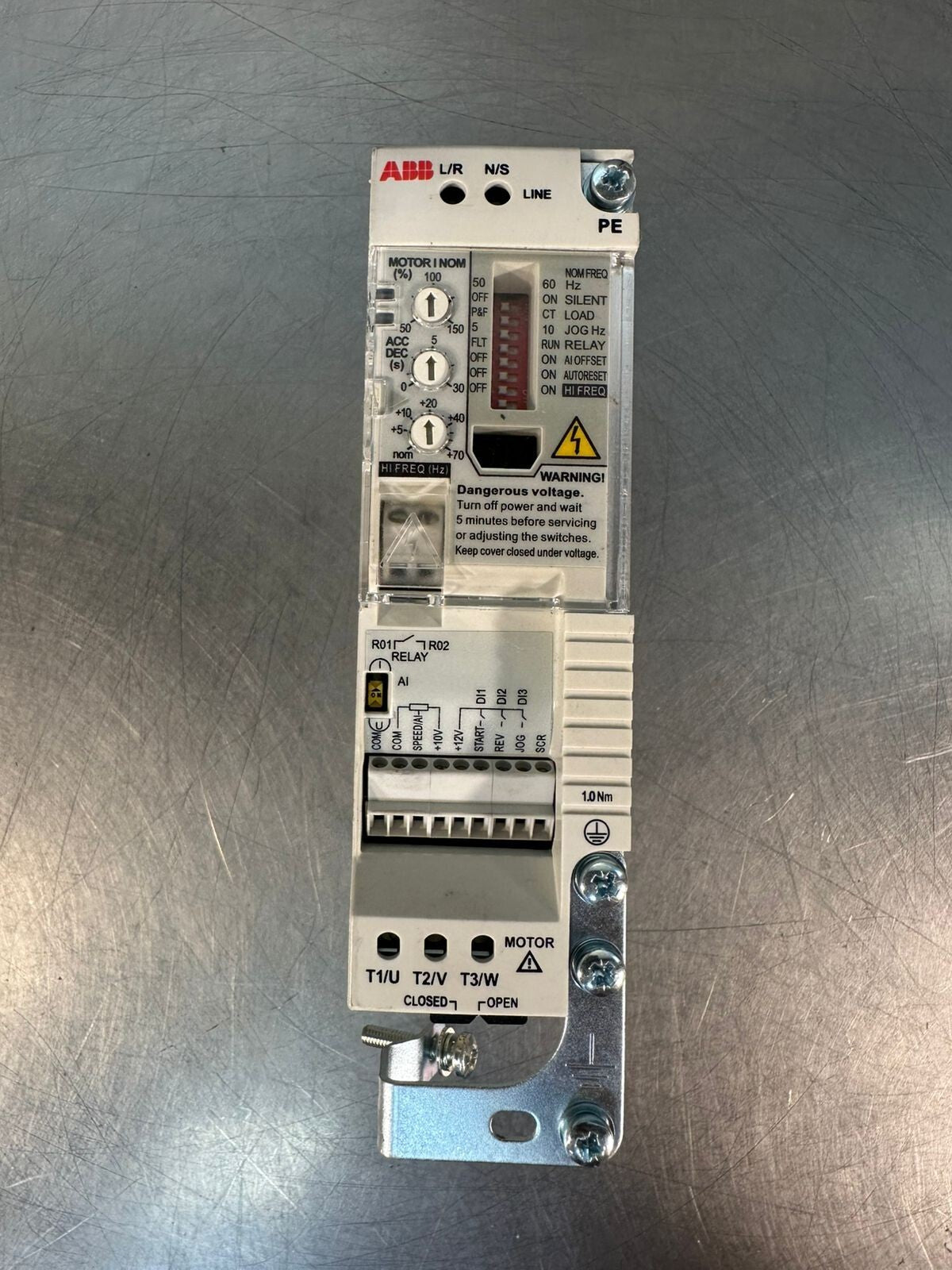 Abb ACS55-01E-01A4-2 AC DRIVE 240V Pn 0.18kW(1/4Hp) I2n 1,4A       (4.3.4)