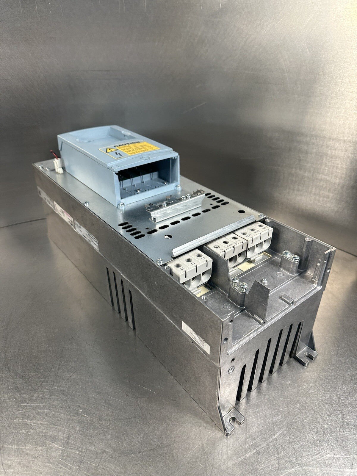 EATON CORPORATION SVX020A2-4A1B1 Drive 20HP 480V (BIN-1.5.4)