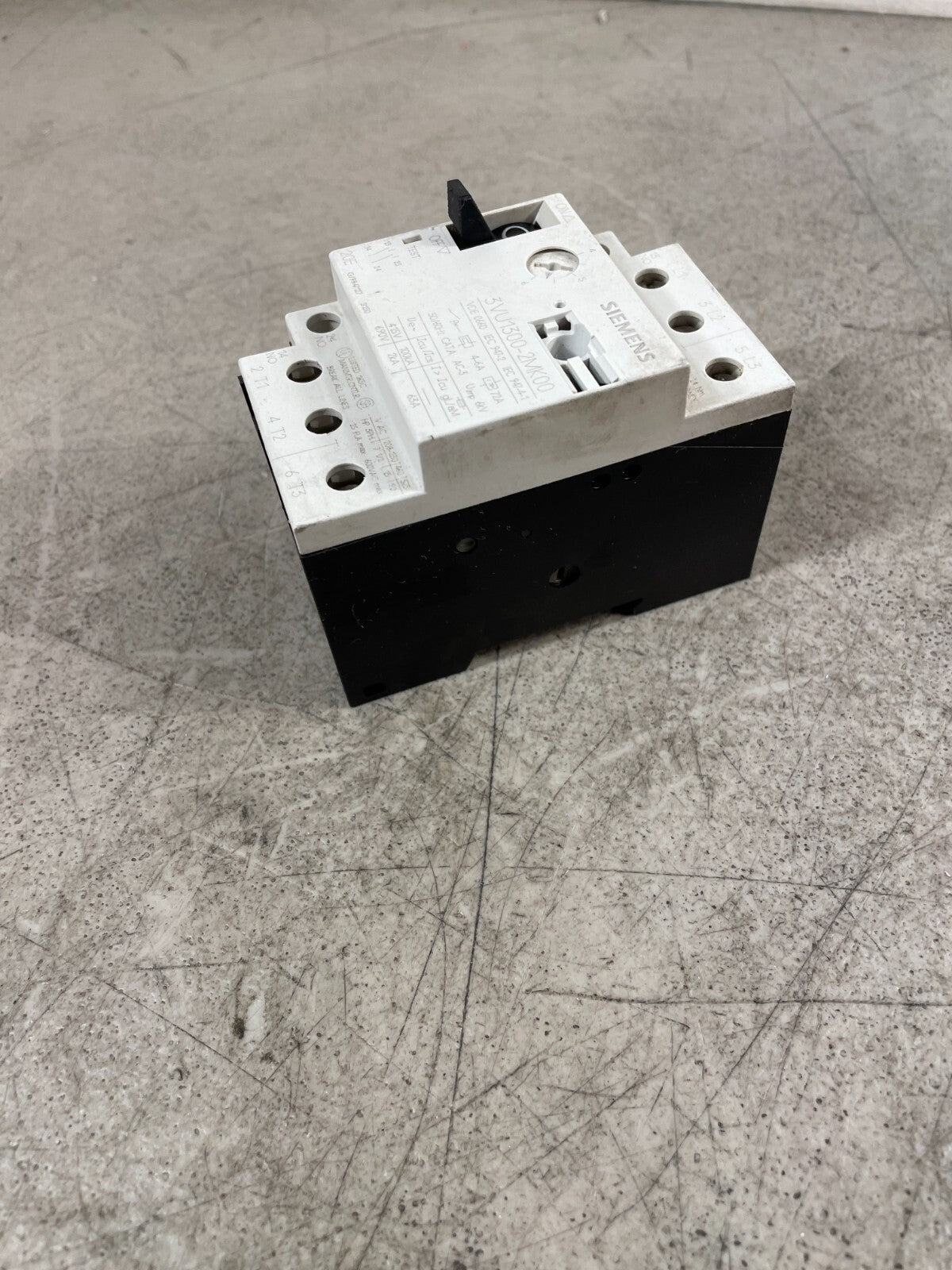 Siemens 3VU1300-2MK00  4-6Amp Motor Circuit Breaker Protector Starter @2D