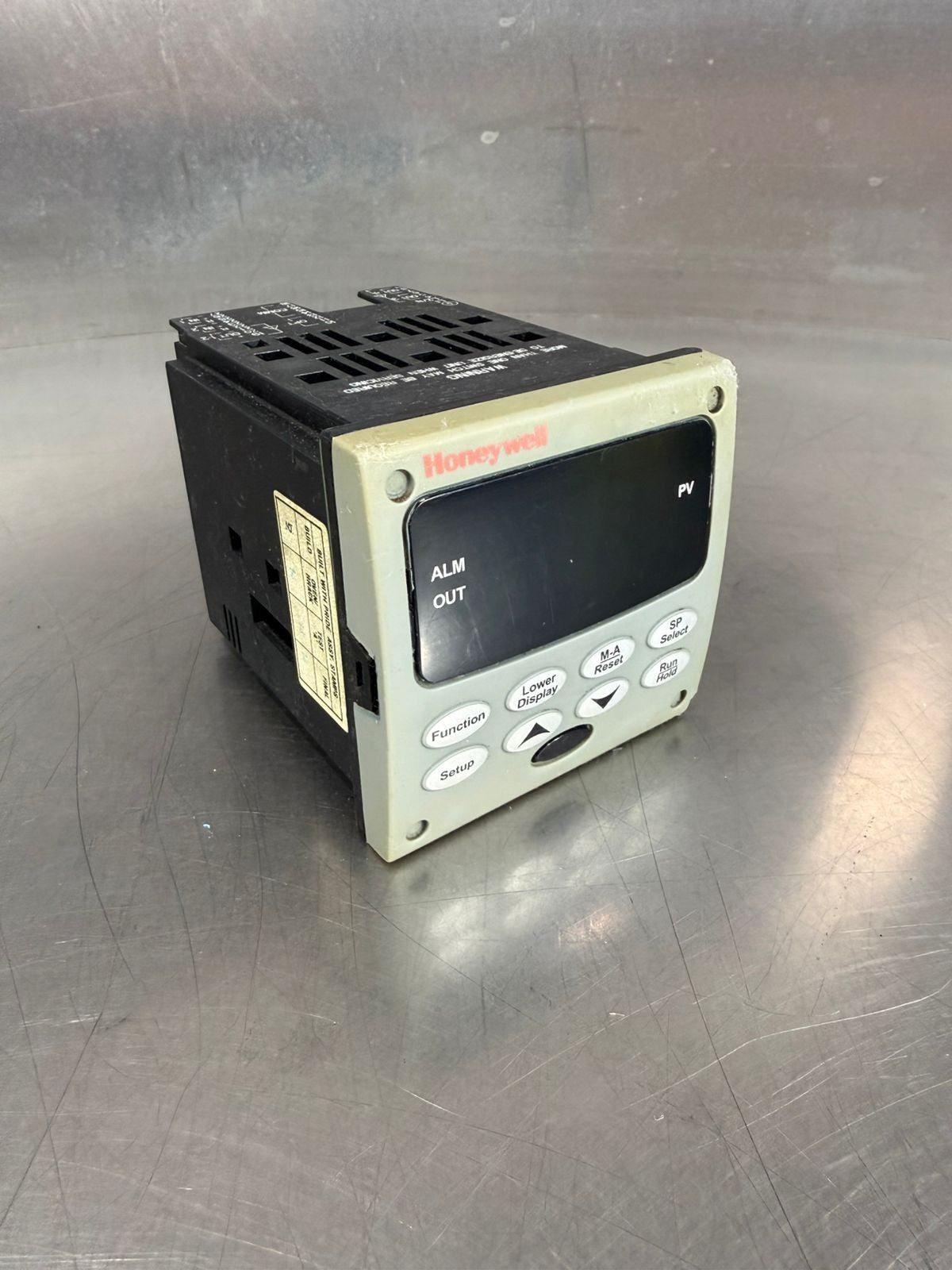 Honeywell DC2500-EE-0L00-100-10000-00-0 / 90-250 Vac 50/60 Hz 18Va (2.5.2)
