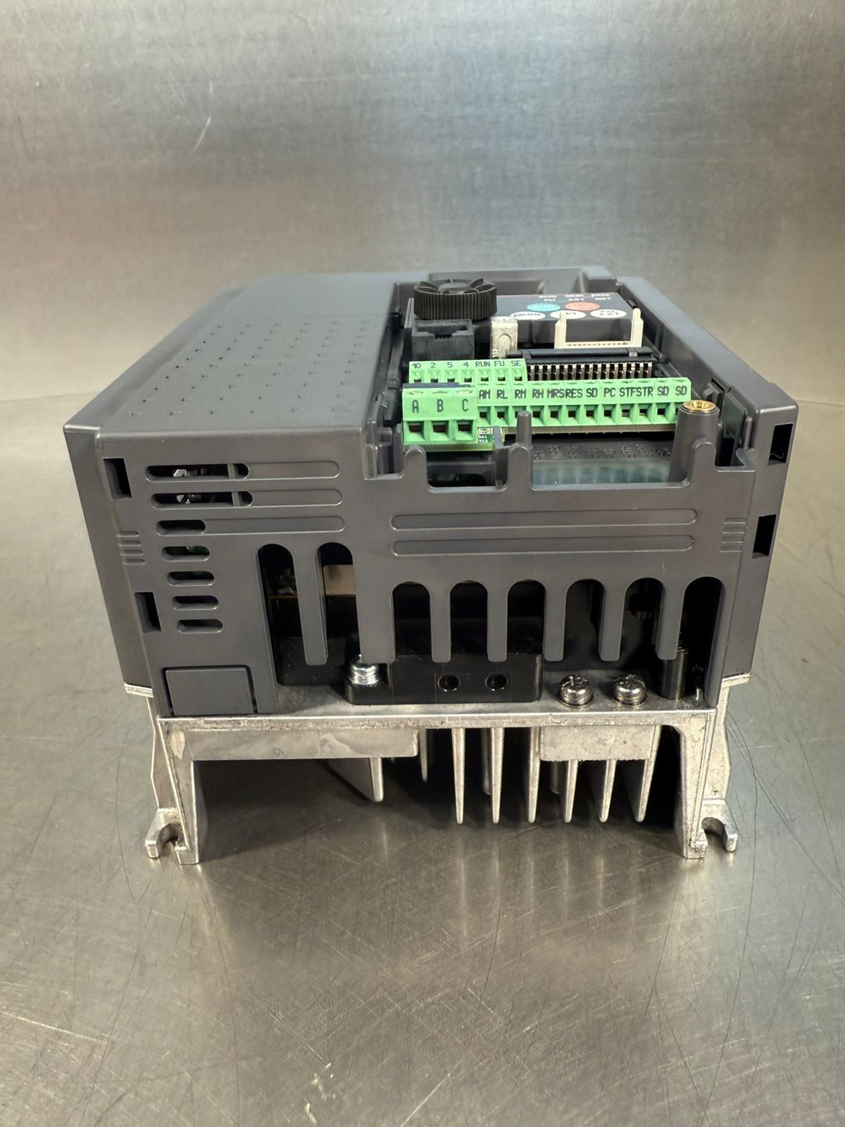 Mitsubishi  FR-E740-026-NA 3 Ph AC380-480V                         (3.6.2)
