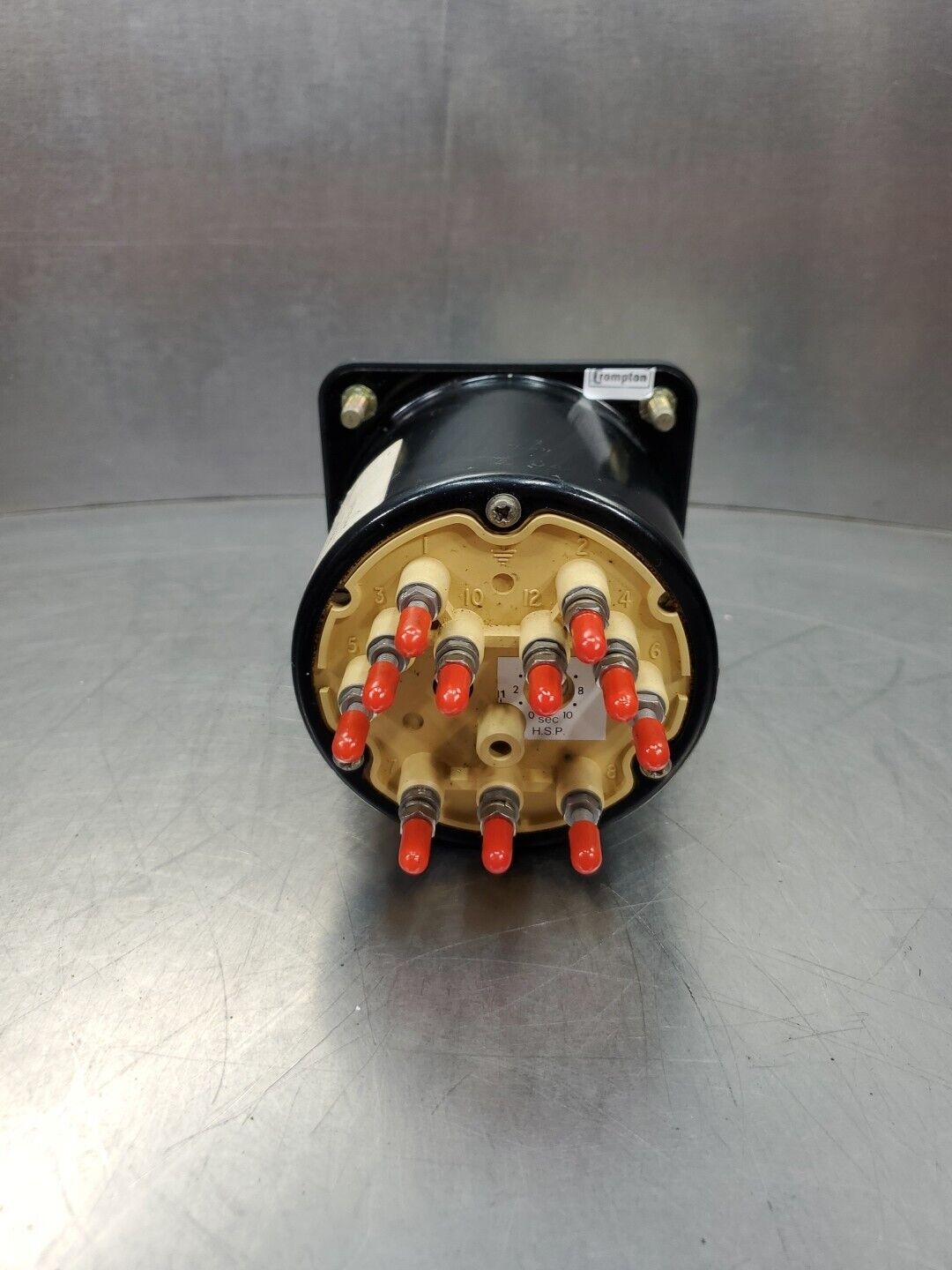 Crompton Z06 077-30 (1A-AB-SM) 440V Analog AC Voltmeter.                   4D-34