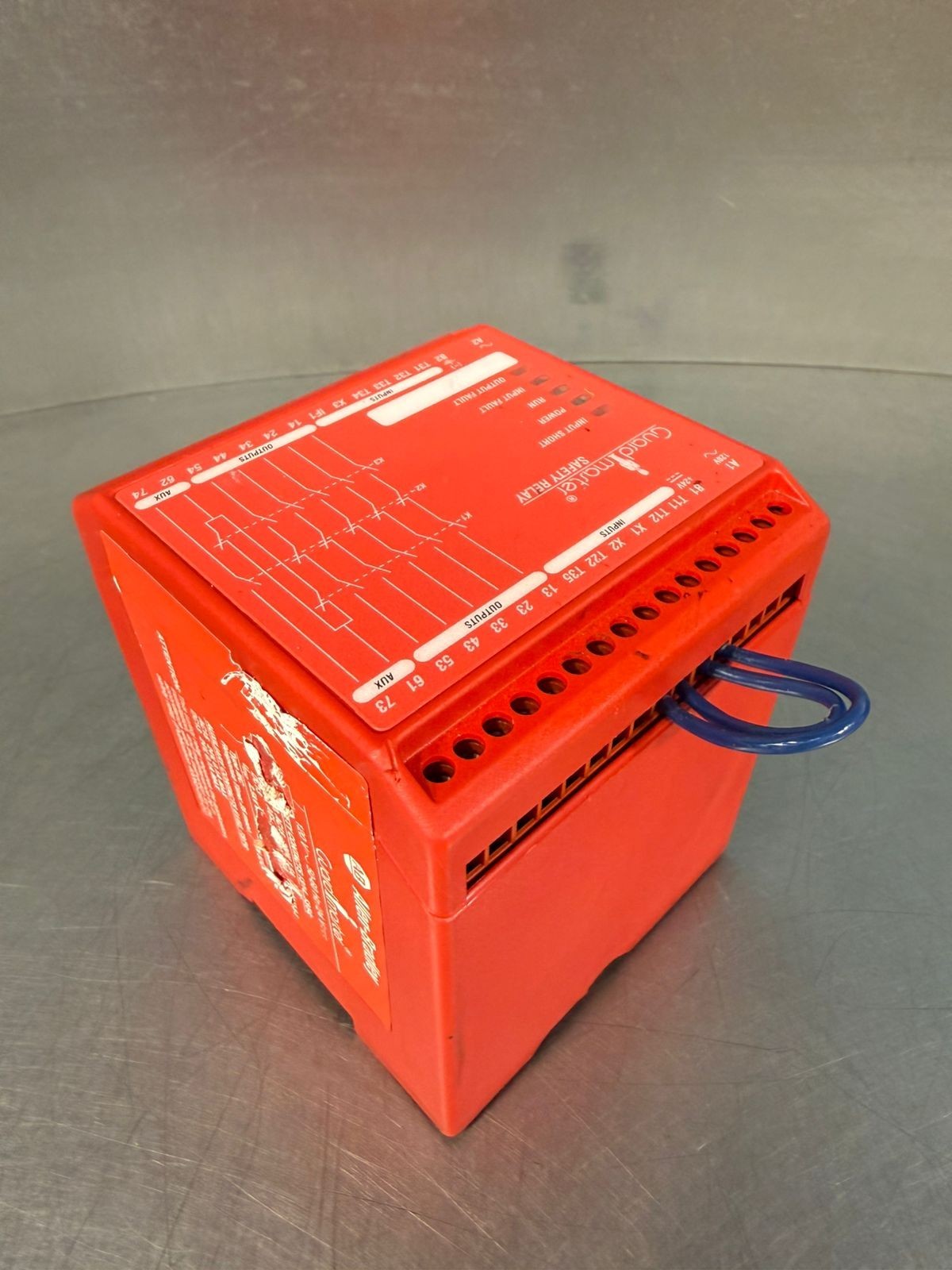 Allen Bradley 440R-ZBR520AZ1 Series A Safety Relay   (4.1.3)