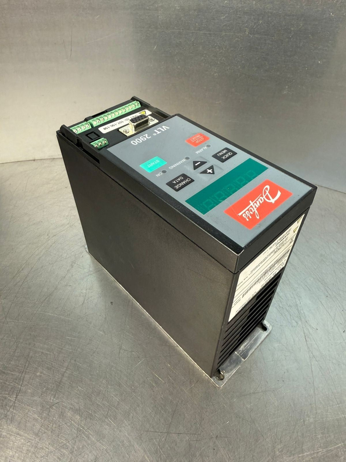 Danfoss Vlt 2900 195N2190 VLT2915PT4B20STR0DBF00A21C1 1.5kW 2HP    (3.3.4)