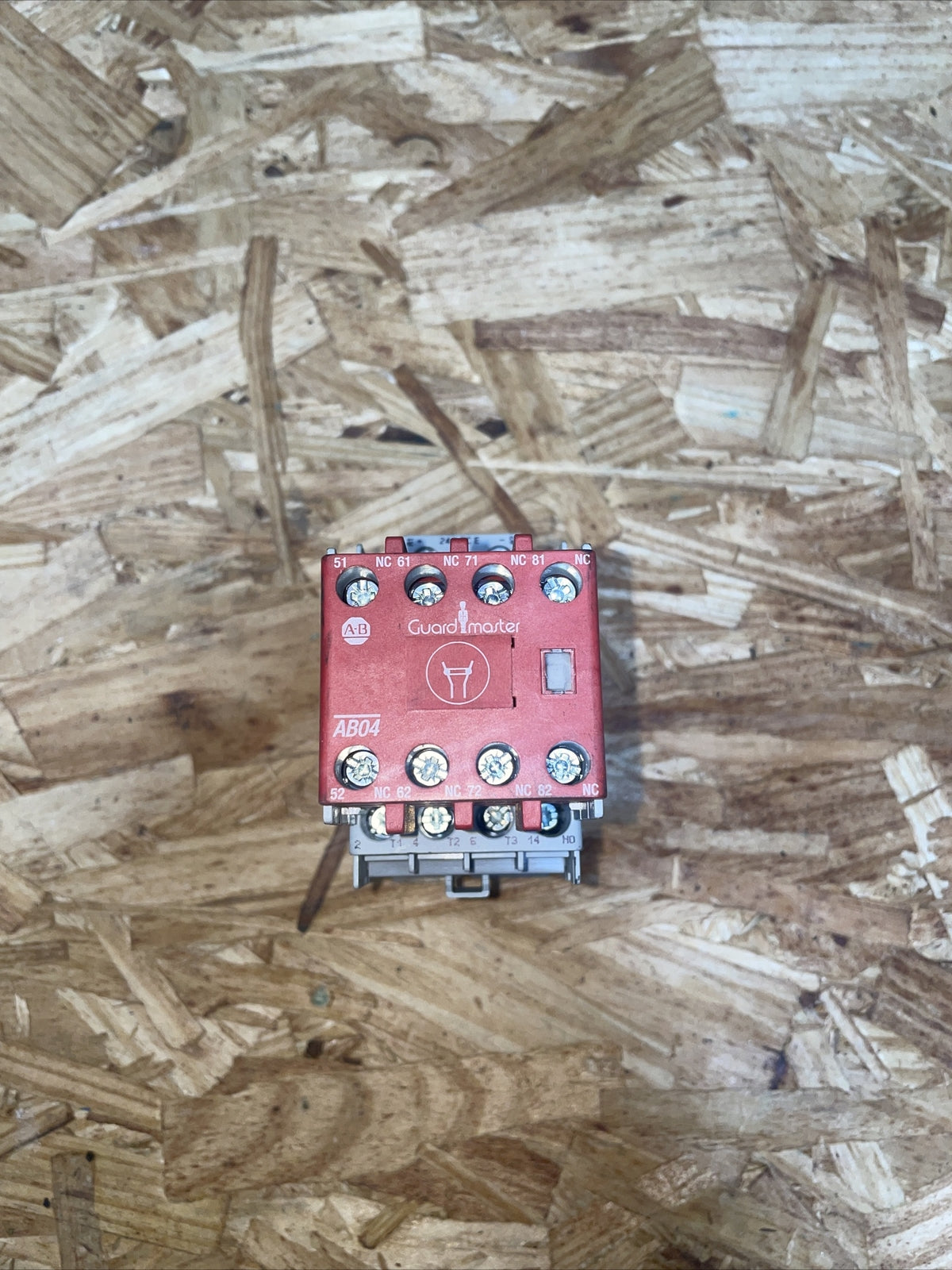 Allen-Bradley 100-C09E*10 Coil Control Relay Assembly Contactor Series A 690 V