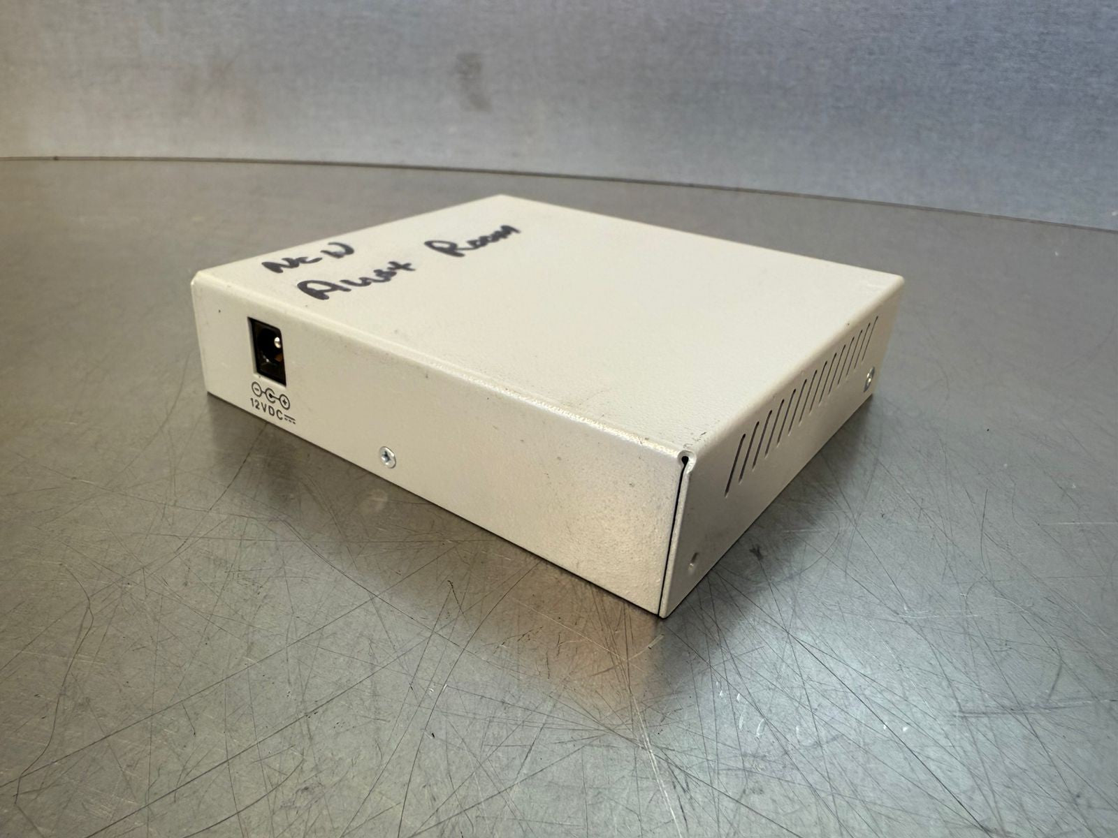 Allied Telesis AT-MC101XL Fast Ethernet Media Converter            (3.2.4)