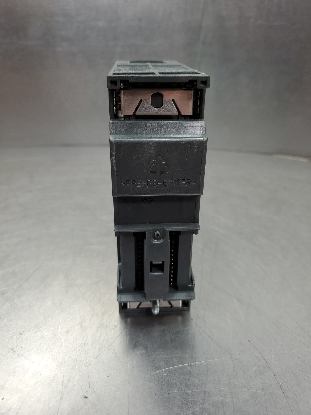 47272105