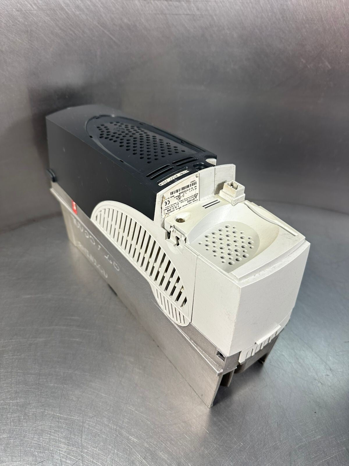 Unidrive Sp1403 1.5/2.2 Kw SP 2,5T (10.6.4)