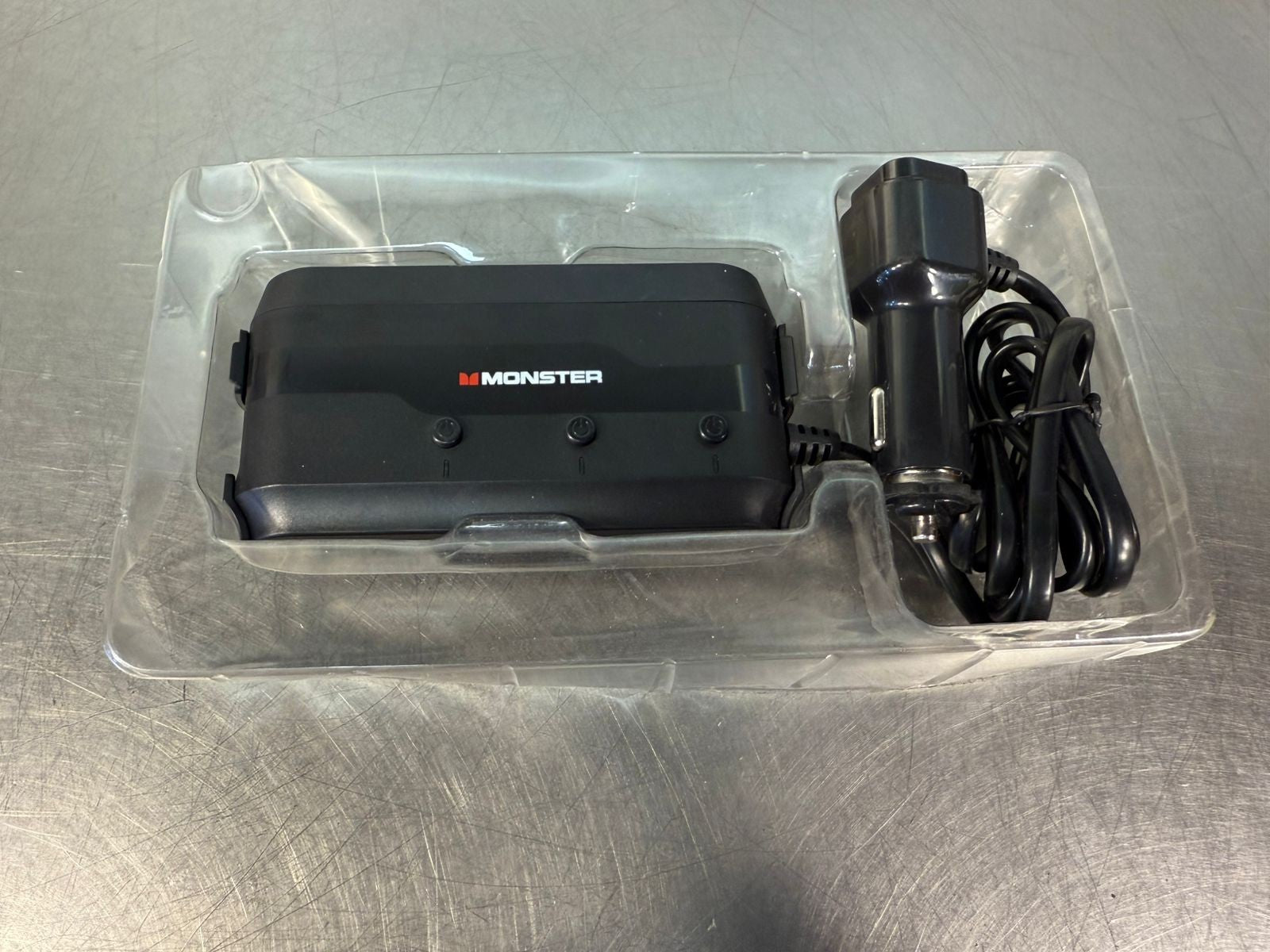 Monster All-In-One Socket SKU: 2MNCA0105B0A2                       (2.3.5)