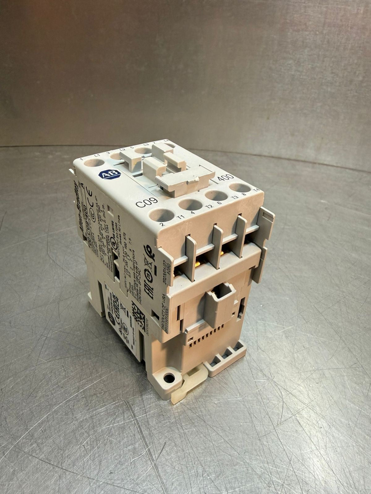 Allen Bradley 100-C09*400 /A  w/ 1008-C09D40C /A Relay Coil        (7.4.2)