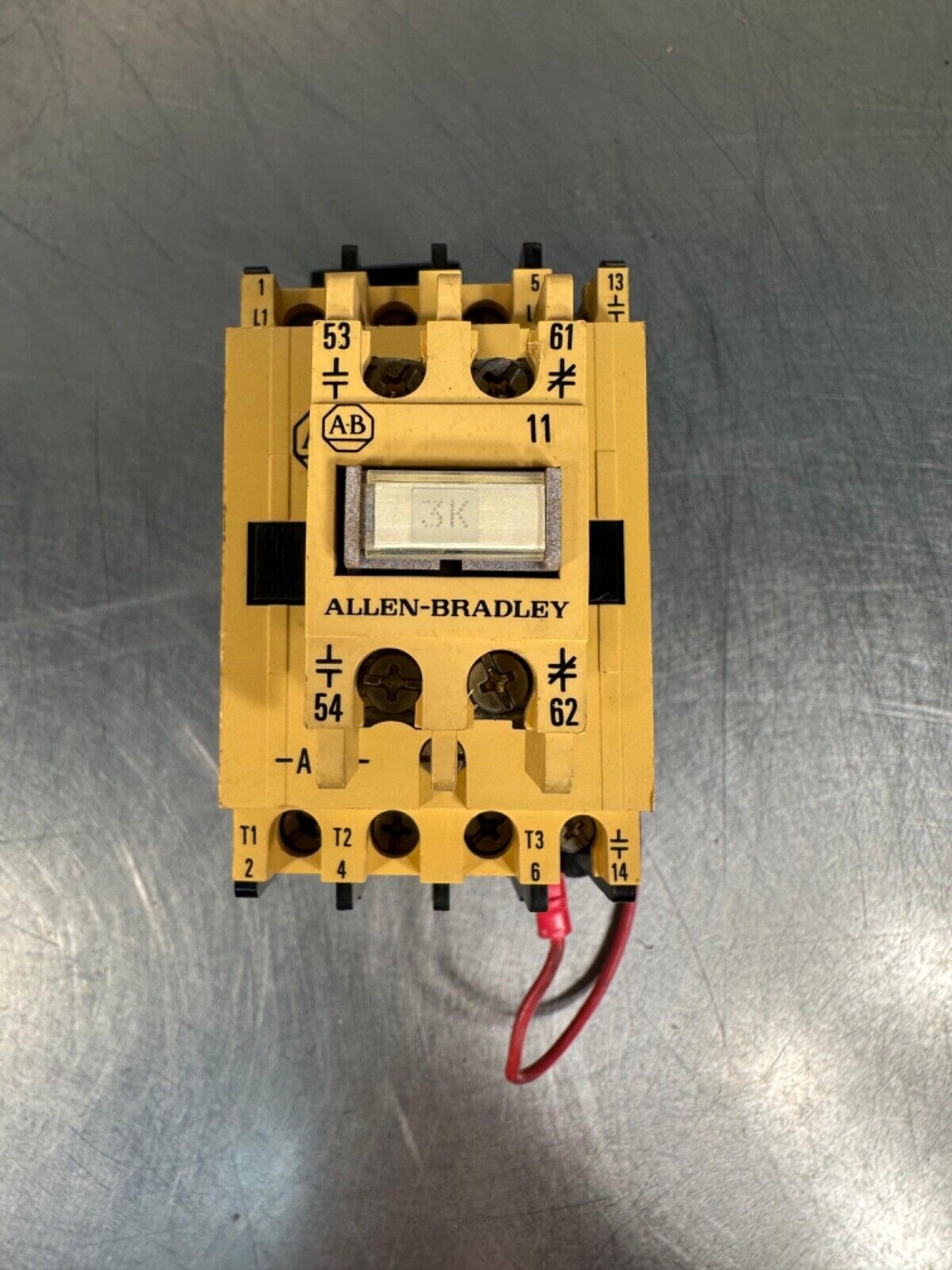 Allen Bradley 100-A30N*3 Series B Contactor USIP  / Aux 195-FA11  (4B-30)