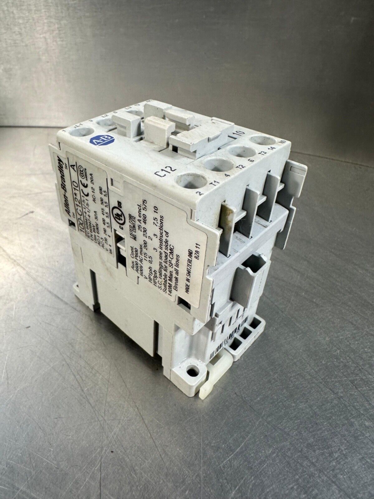Allen- Bradley 100-C12*10  Series A  Contactor (4D-41)
