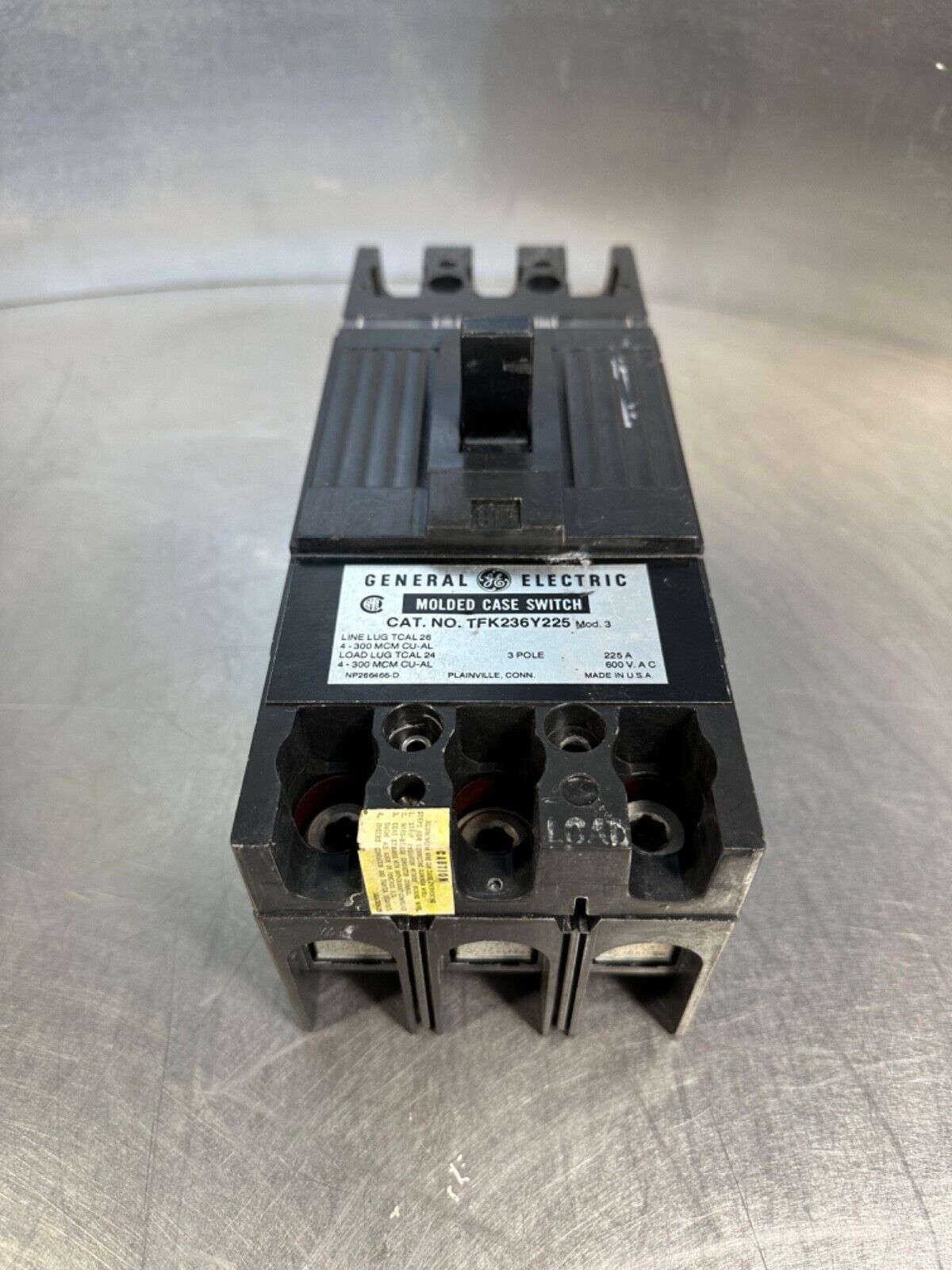 GE General Eletric TFK236Y225 3 Pole 225 Amp 600V (4A-28)