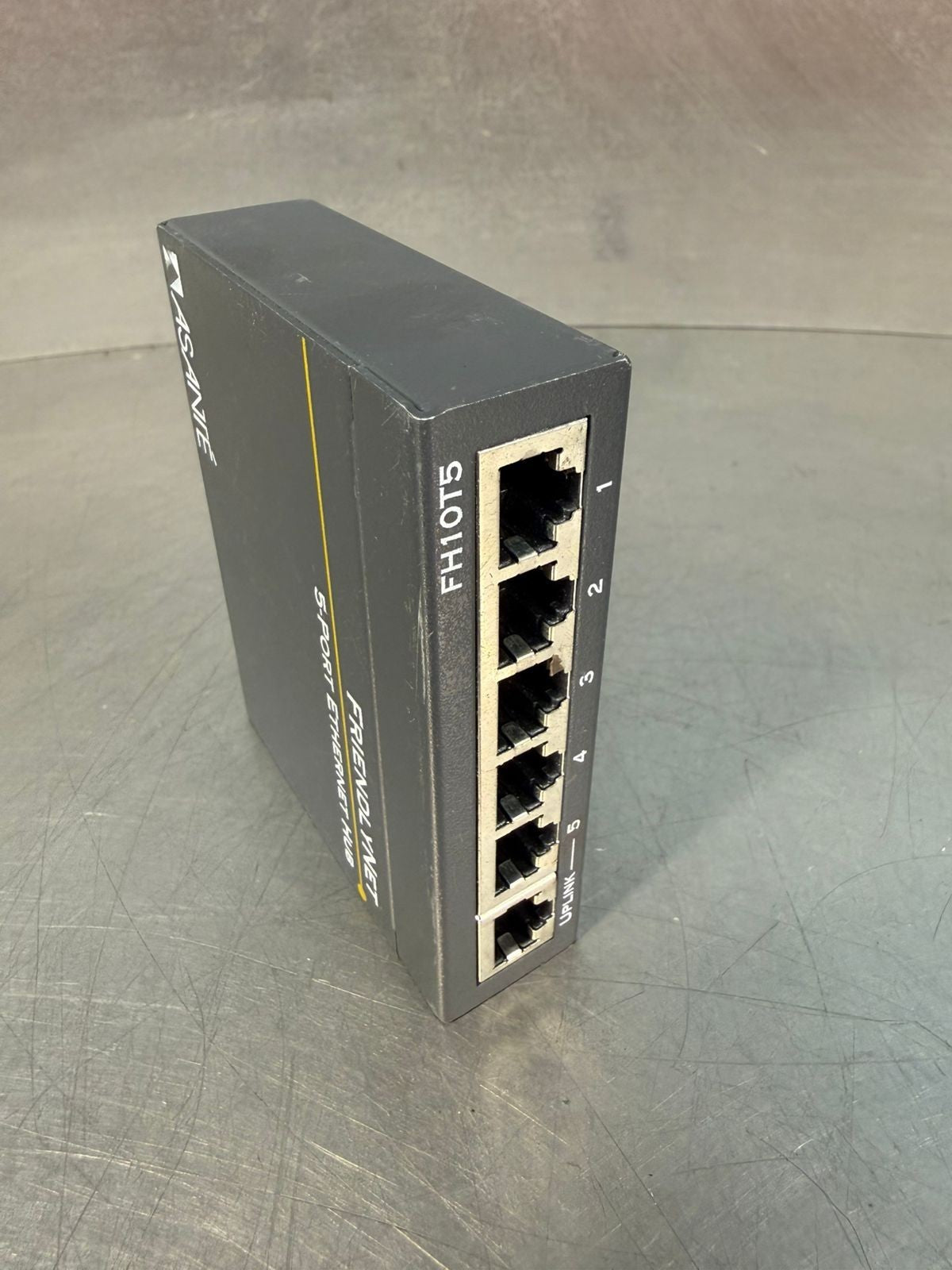 Asante FH10T5 FriendlyNet 5-Port Ethernet Network Hub FH10T5 (4.1.4)