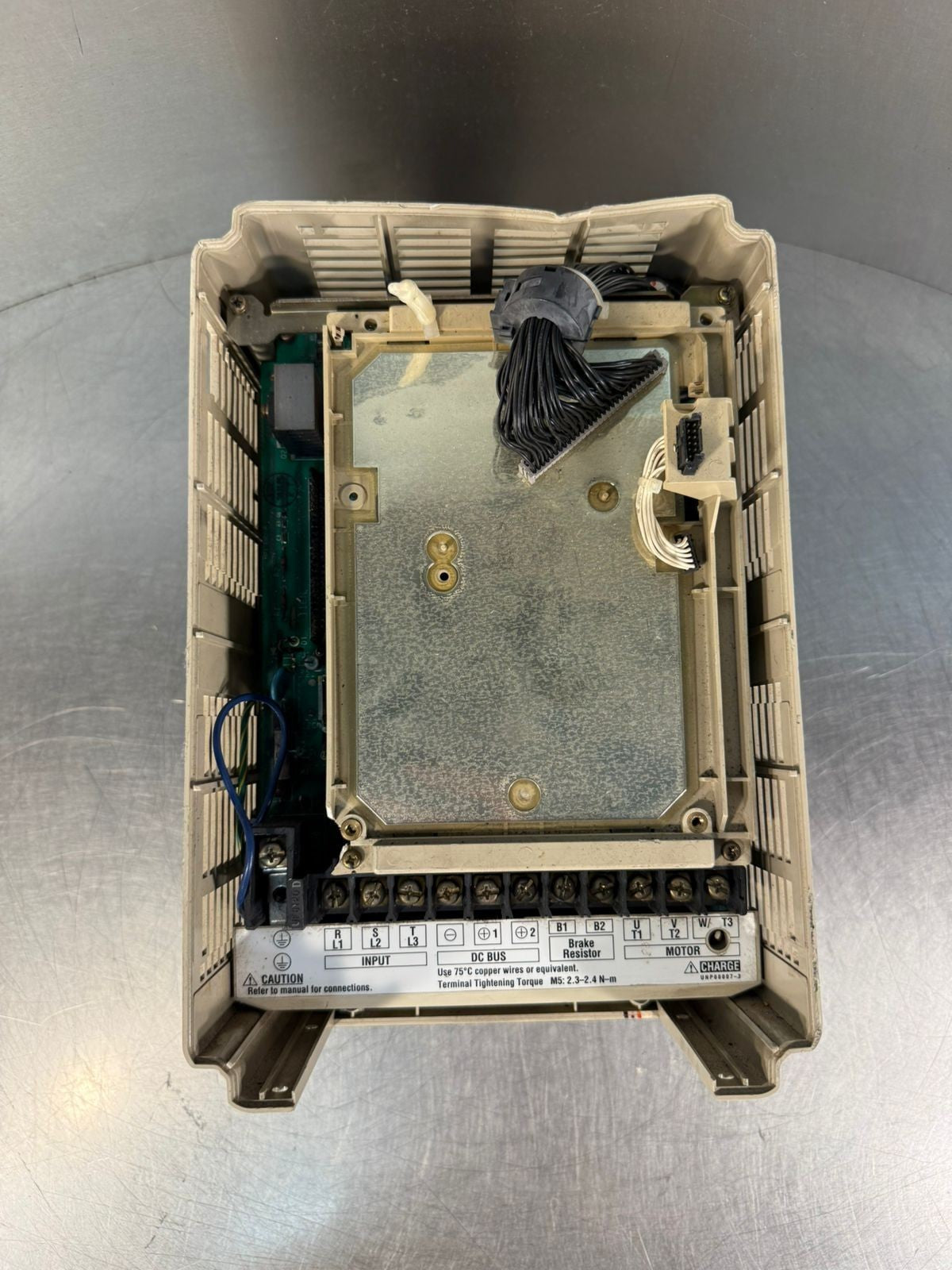 *2094 Magnetek Staca-B021-A1 3Phase Inp 380-460V / Out 0-460V            (7.6.3)