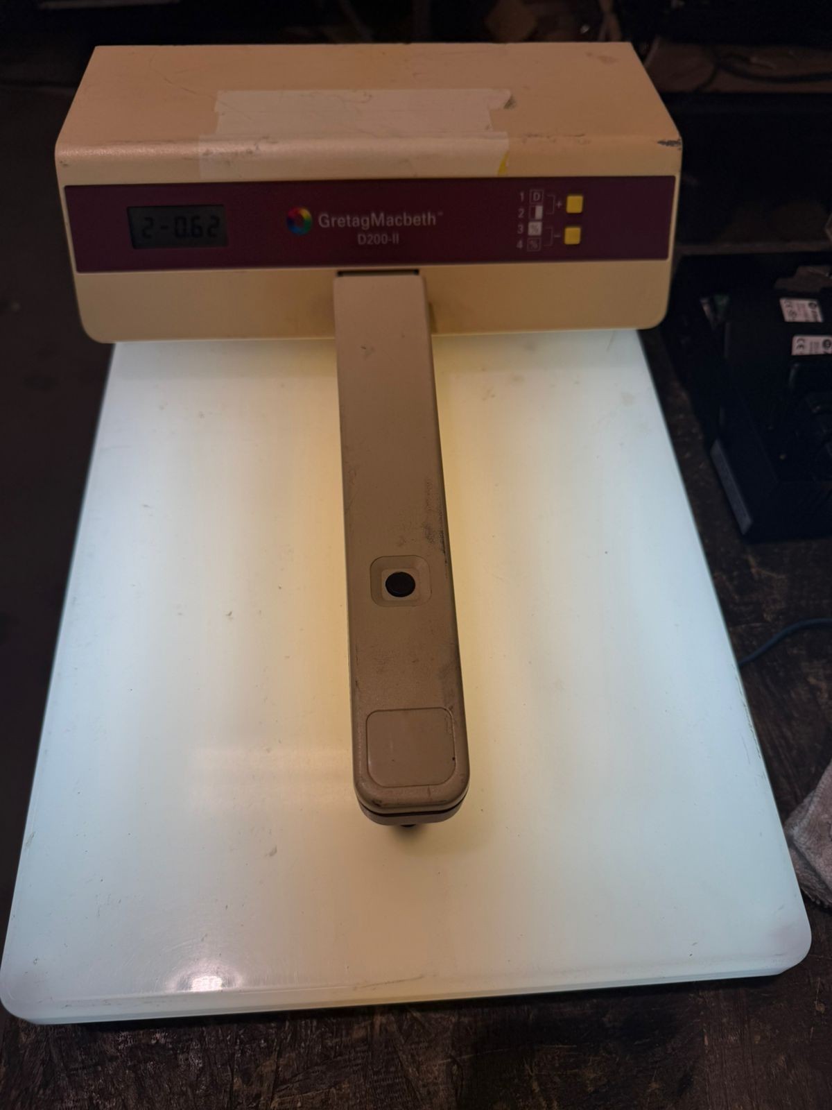 Gretag D200 II, Boxed 3246 / 36.51.03 117V 50/60Hz 55Va Ch-8105   (12.4.8)
