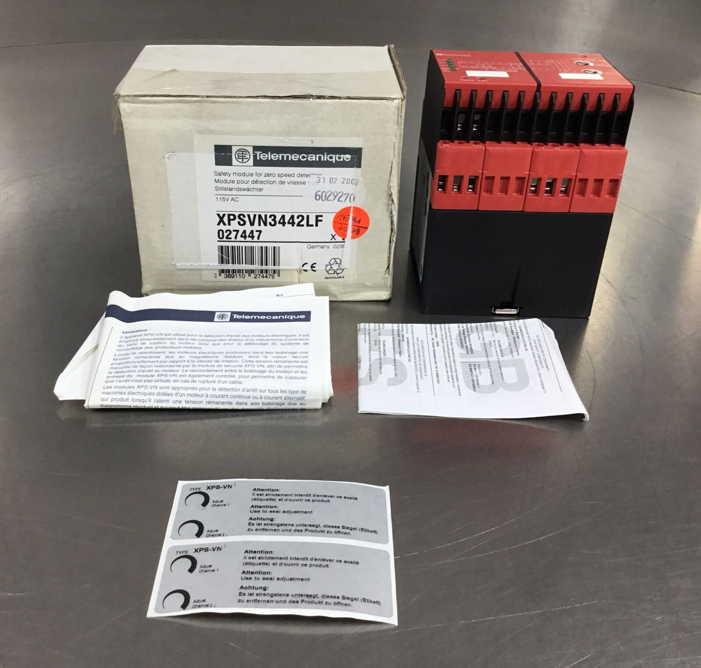 Telemecanique Type: XPS-VN. XPSVN3442LF Safety Relay Zero Speed Detection  4E-24