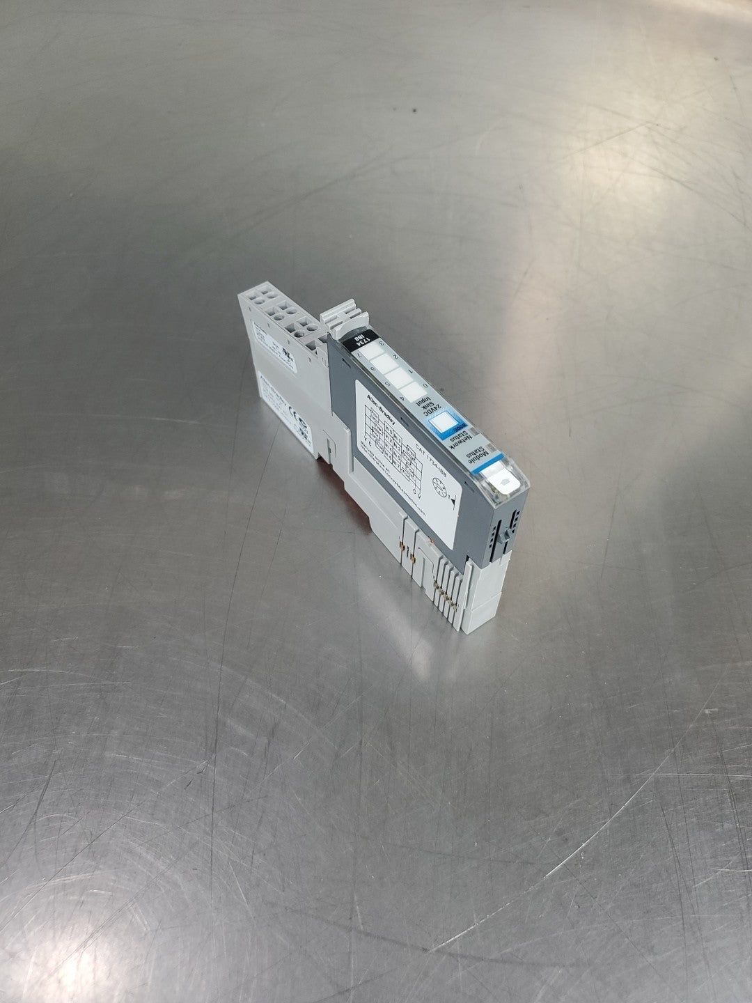 47085136
