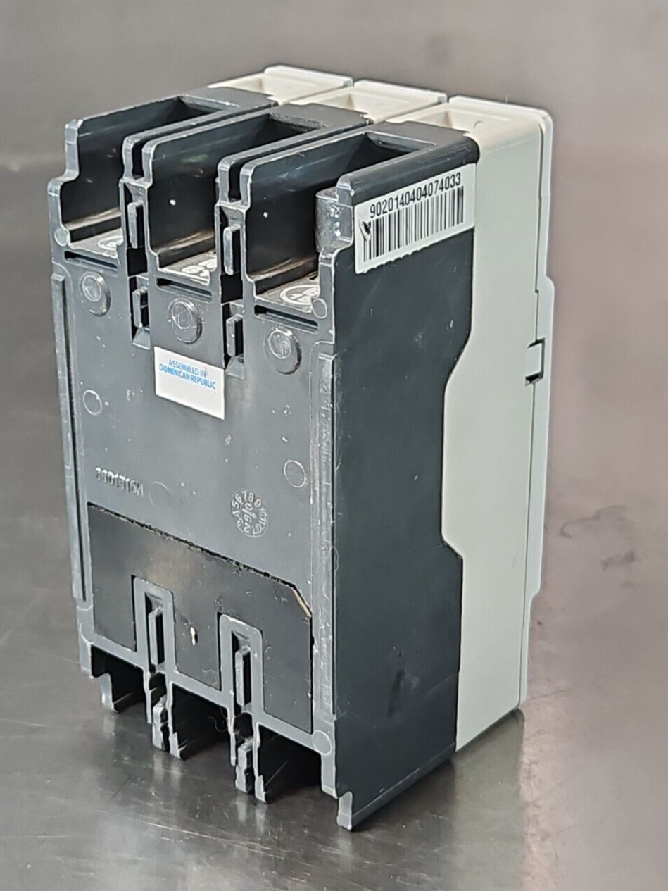 Eaton HMCPE030H1C Circuit Breaker 30A 3 pole                            (BIN254)