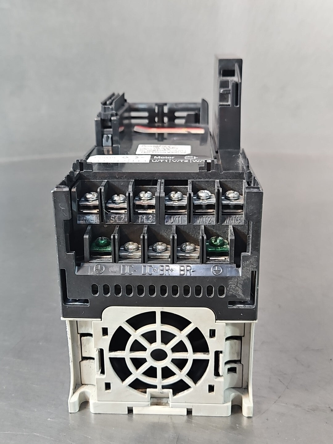 Allen Bradley 25B-D010N114 PowerFlex 525 480V 10A 5HP                   (BIN244)