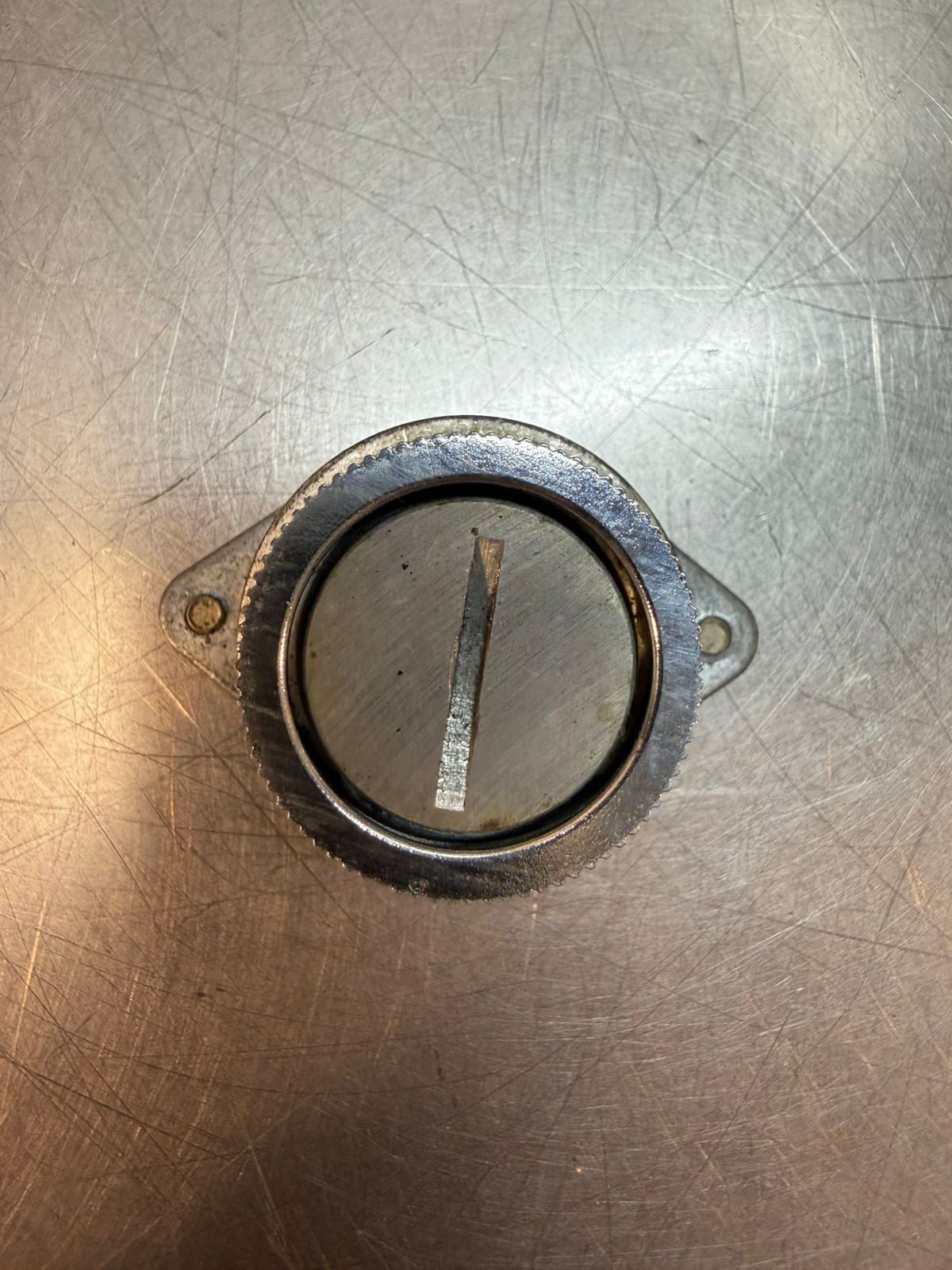 Ge CR2940ub200a Heavy-Duty Oiltight Selector Switch                 (3.4.5)