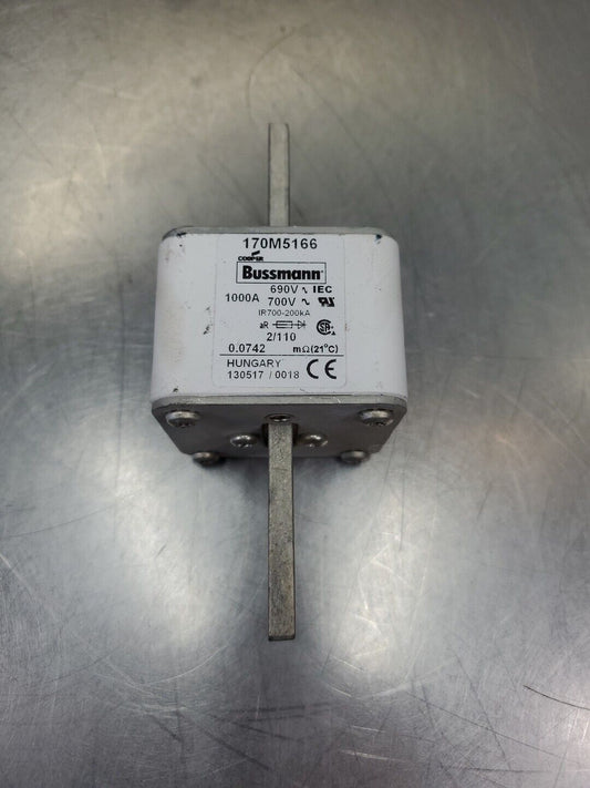 Bussmann 170M5166 Fuse, 690V 1000A.                                        4B-34
