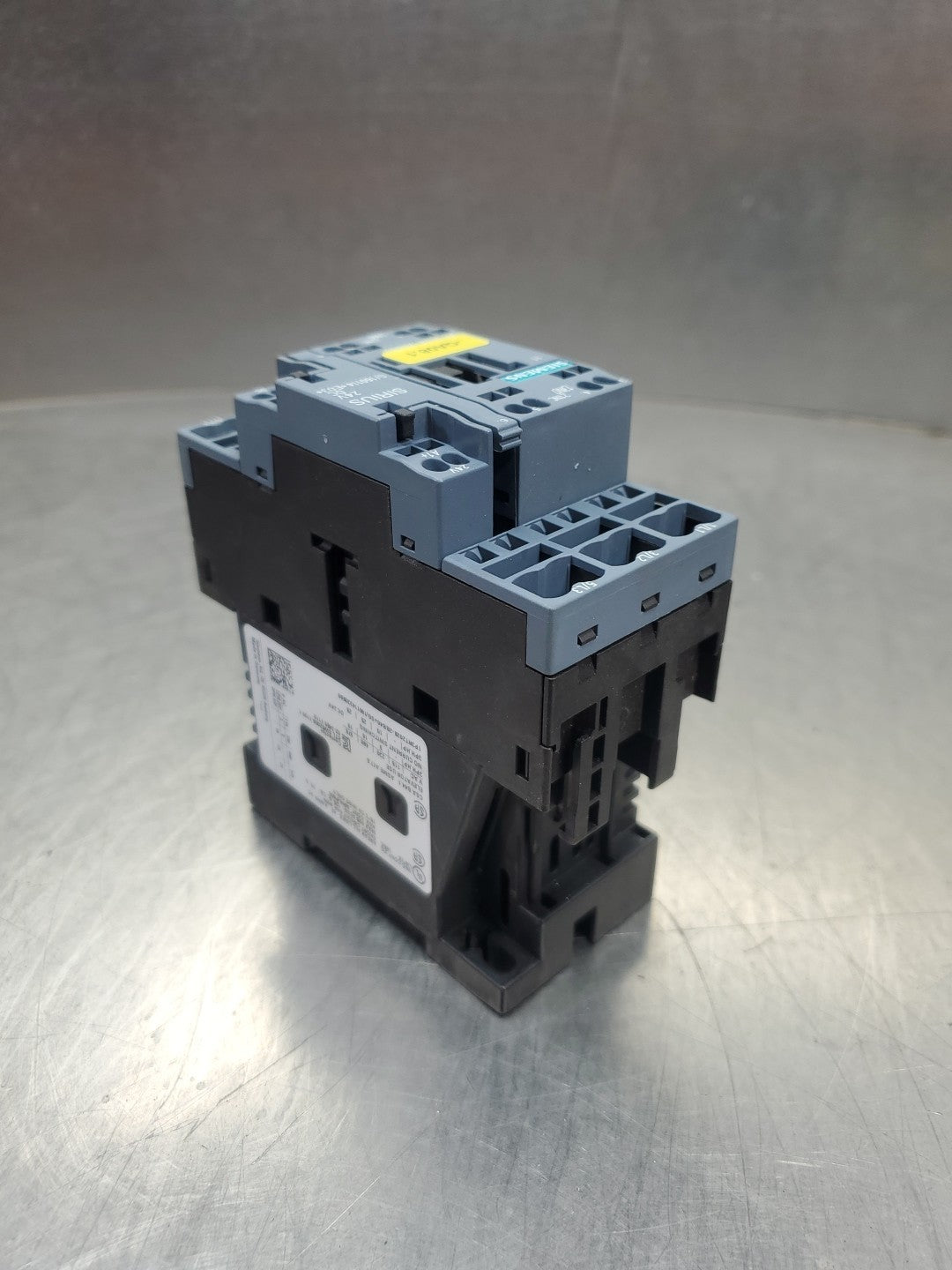 47719053