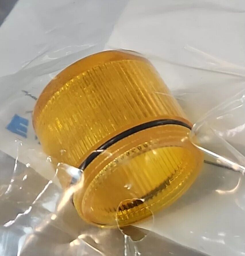 ERI Eaton E34V4 Illum. push button lens                            Loc4E21