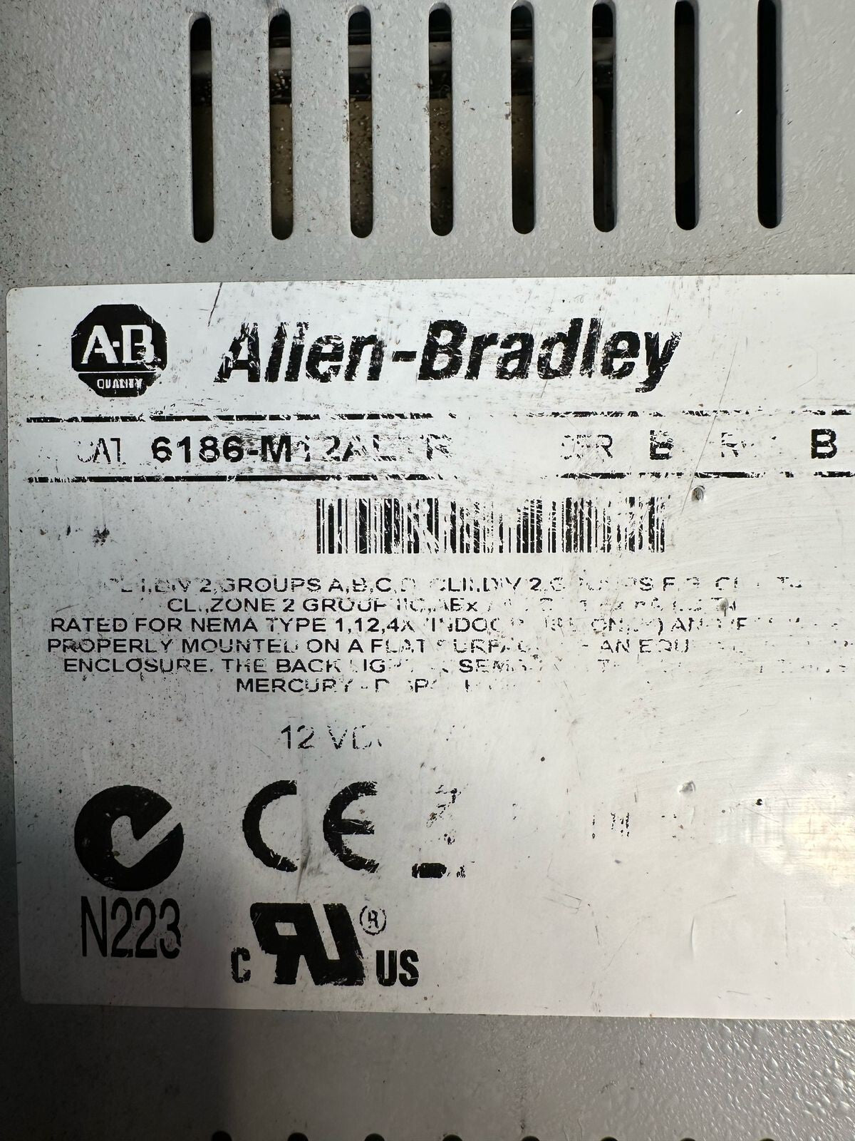 Allen-Bradley 6186-M12ALTR /B VERSA VIEW 1200M REV. B               (7.5.1)