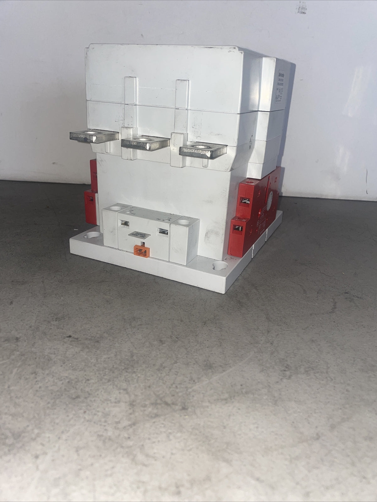 AB Allen-Bradley 100-D420 Industrial Contactor 100-D 110-130V    (bin2.5.2)