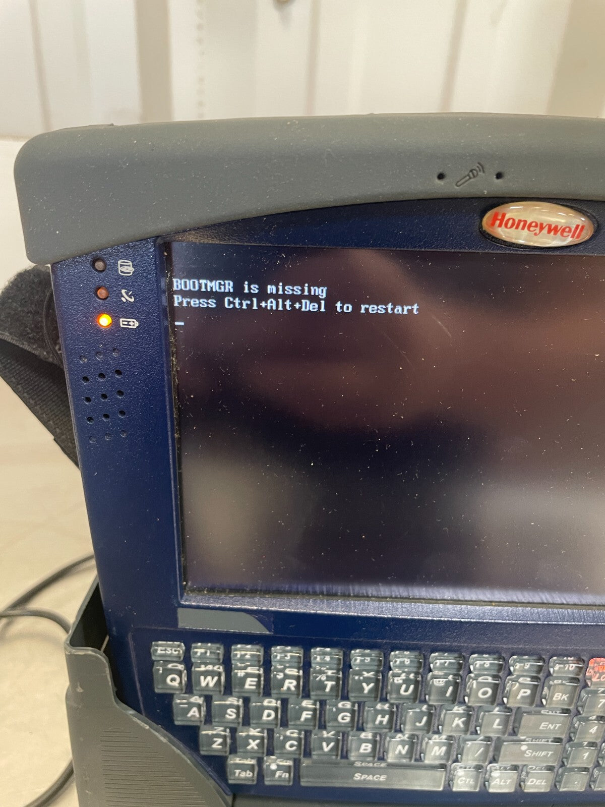 Honeywell FX1002DSKDOCK 7 inch LCD Display 2 USB Ports Mobile Computer @Bin2.4.2