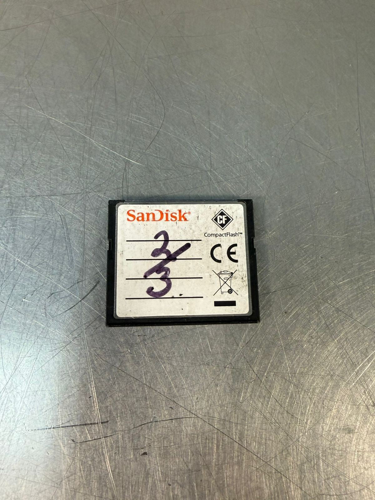 SanDisk Ultra CompactFlash 2GB 15mb/S Be130213943B                 (5.4.2)