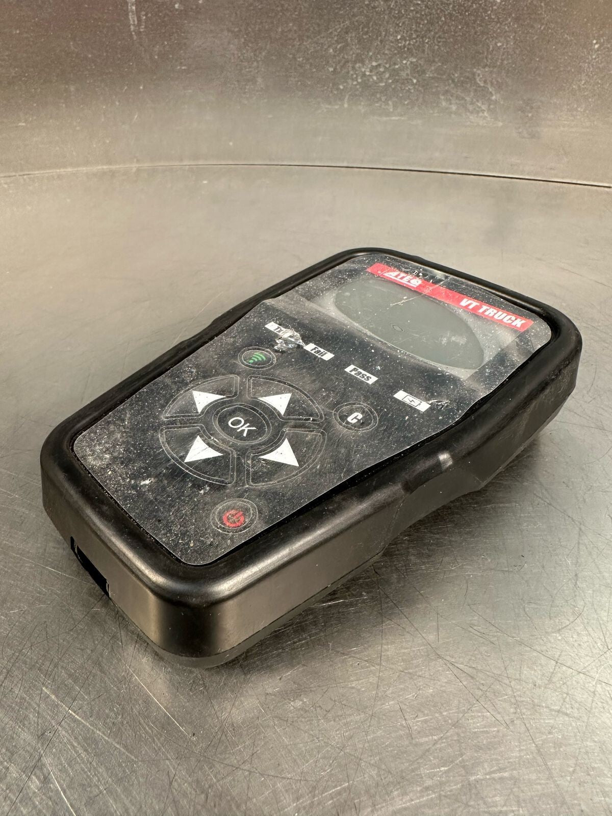 Ateq VT-Truck TPM SENSOR ACTIVATION TOOL RDK TRIGGER    (7.4.3)