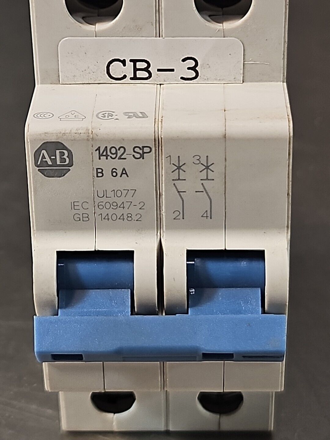 Allen Bradley 1492-SPM2B060 Ser. D Mini Circ. Breaker Din Rail Mount loc4D3