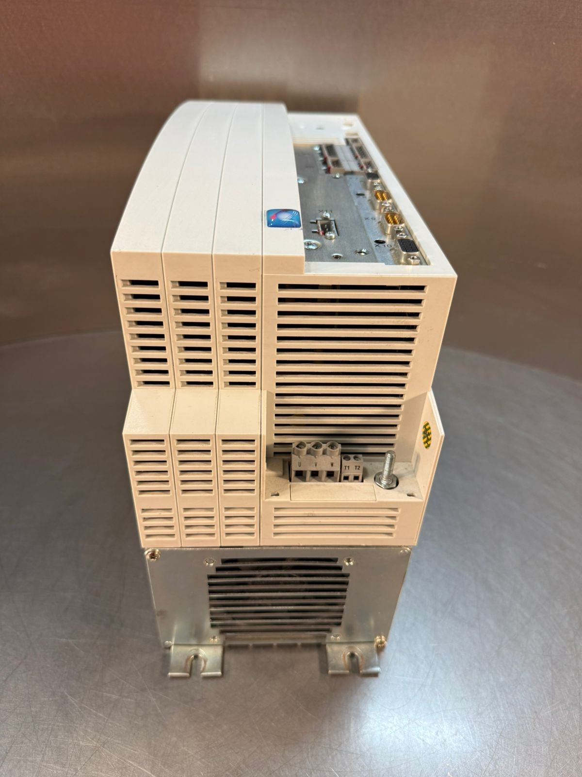 Lenze EVS9325-ESV004 - 13251964 – 02084843                        (12.4.2)
