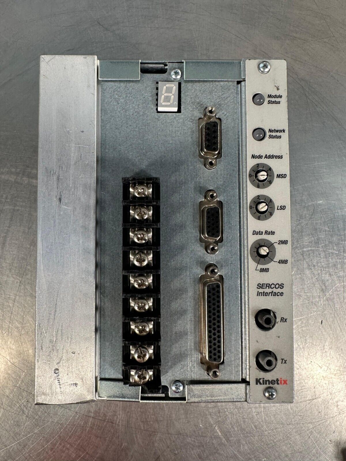 Allen Bradley 2098-DSD-010-SE  1Ph hz 50-60      (1c-03)