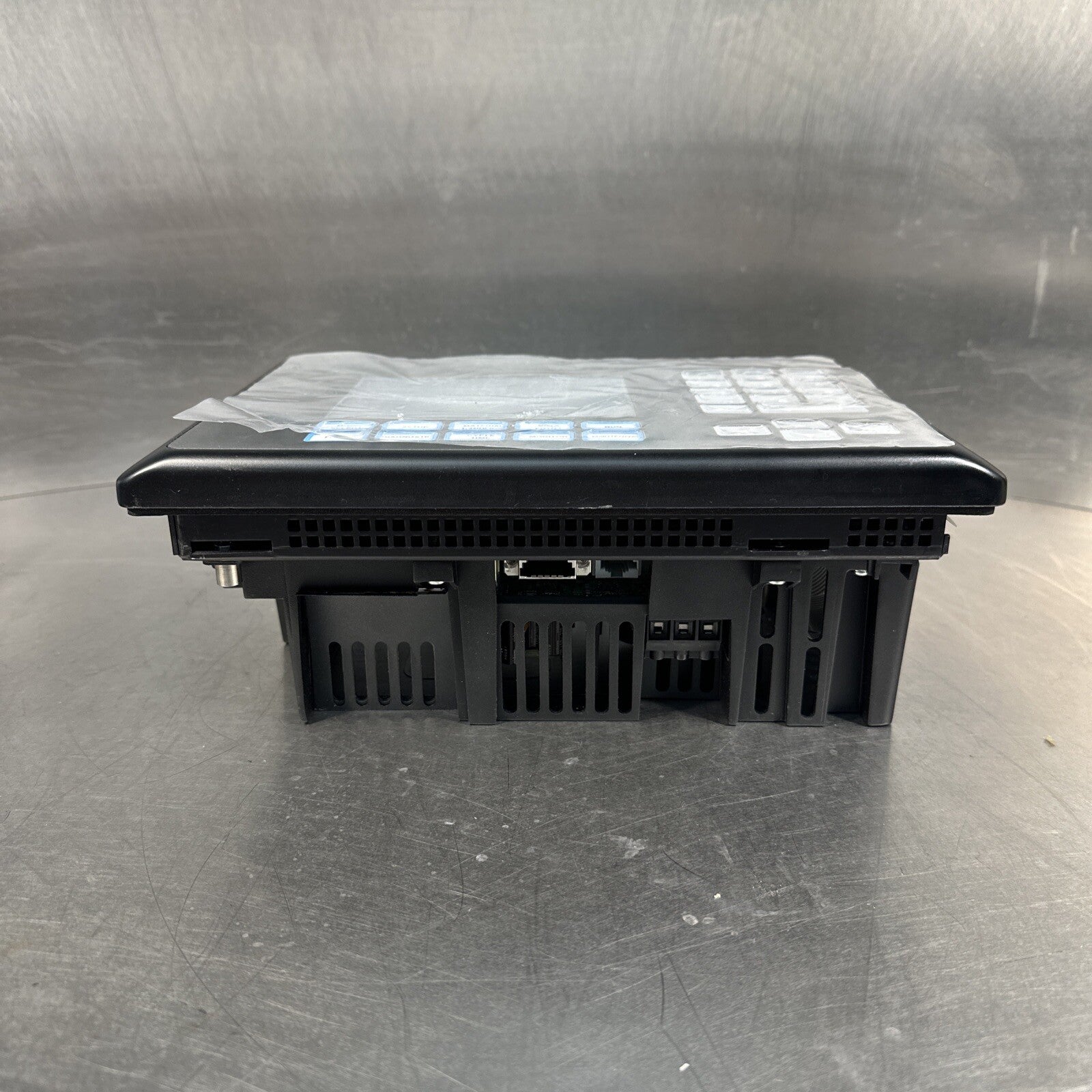 Allen-Bradley 2711-B6C2 ser-B rev-G * Refurbished* ￼(BIN-1.2.5)